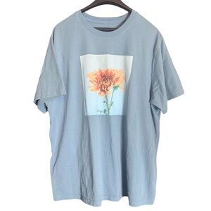 Goodfellow & Co Light Blue T-Shirt with Orange Floral Print